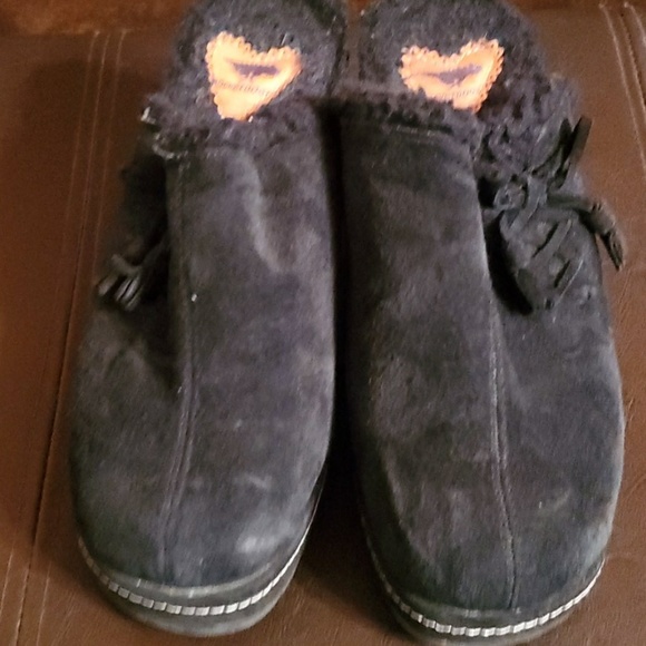 Black fuzzy wedge clogs - Picture 3 of 3